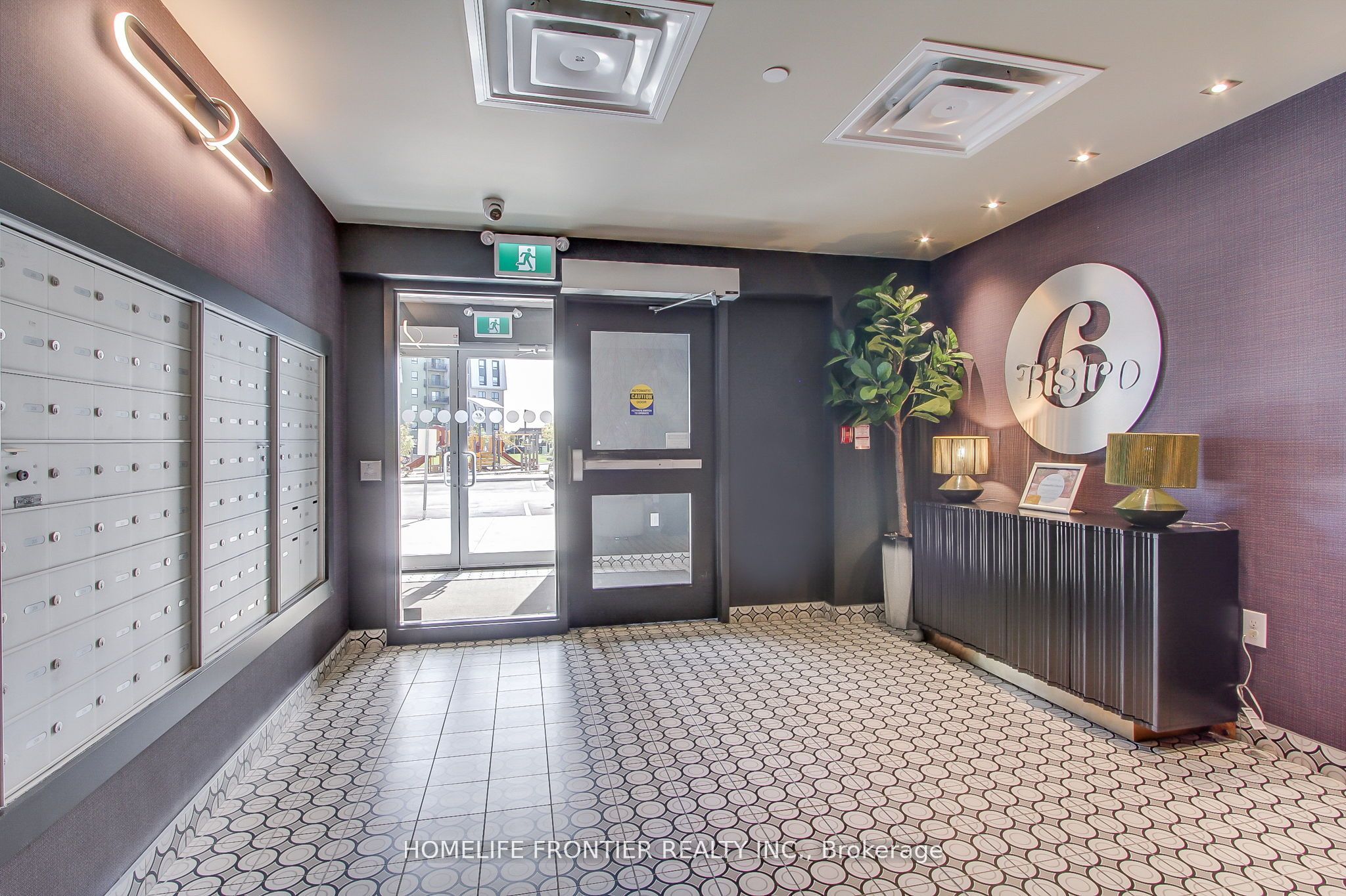 Additional image 2 of 318-4 Spice Way, Barrie, ON, L9J 0M2