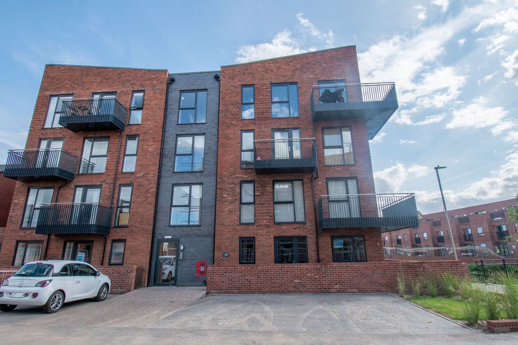 2 bed flat for saleWeir View Lodge, Pingle Wharf Approach LE3