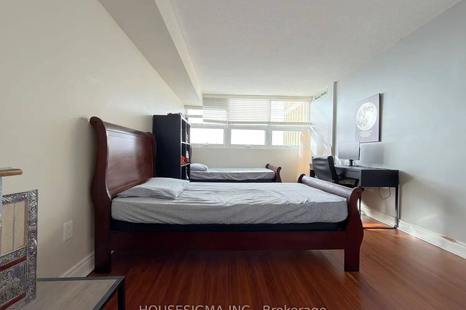 Additional image 4 of 8 Lisa Street 1103