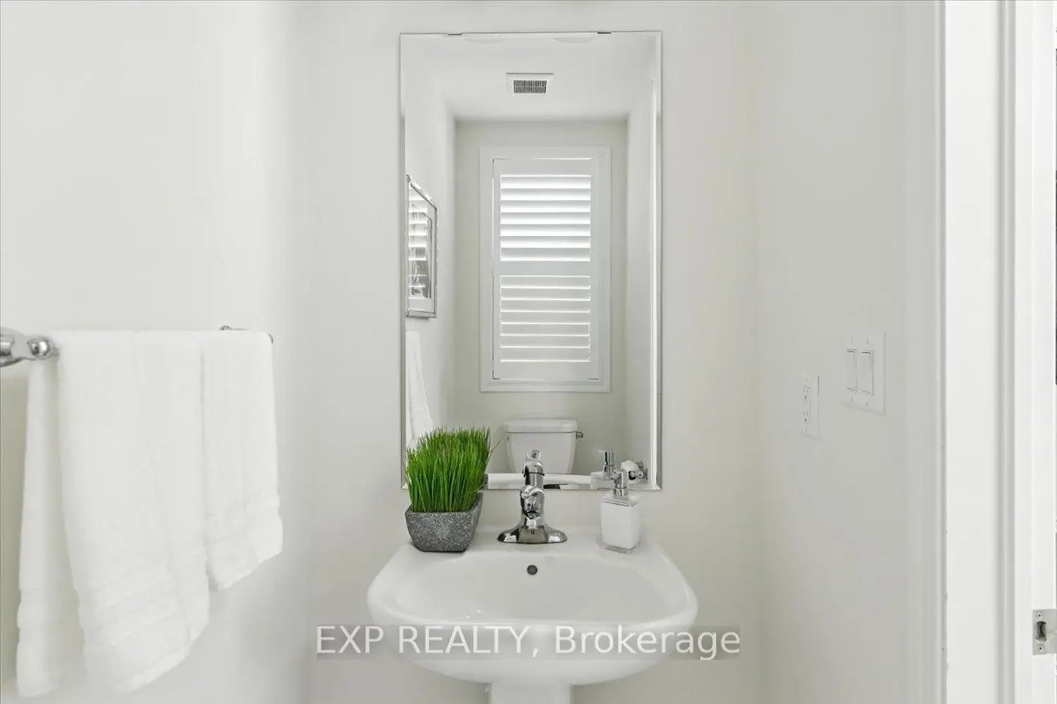 Additional image 4 of 3303 Thunderbird Promenade