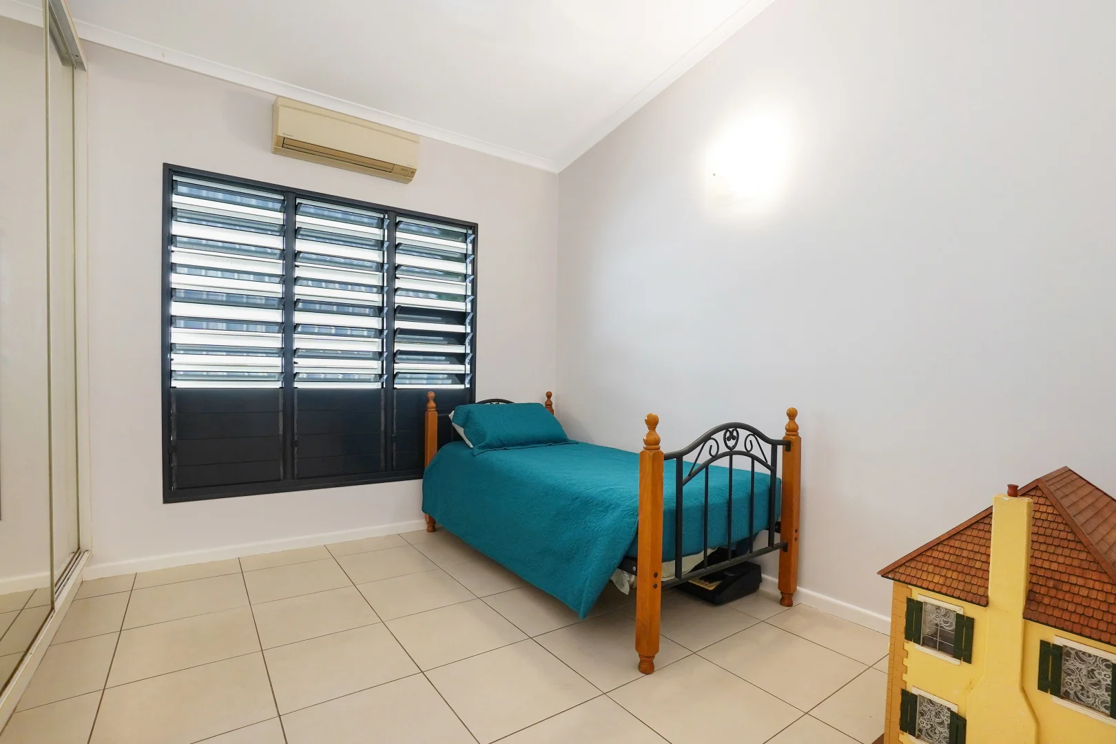 Additional image 17 of 39 Transit Circuit, Woodroffe NT 0830