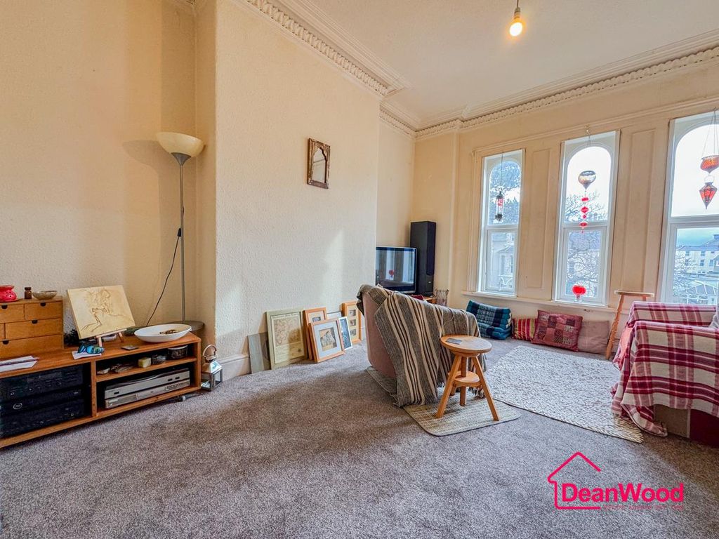 Additional image 3 of 5 bed flat for sale2 Maycroft, Mayhill, Ramsey, Isle Of Man IM8