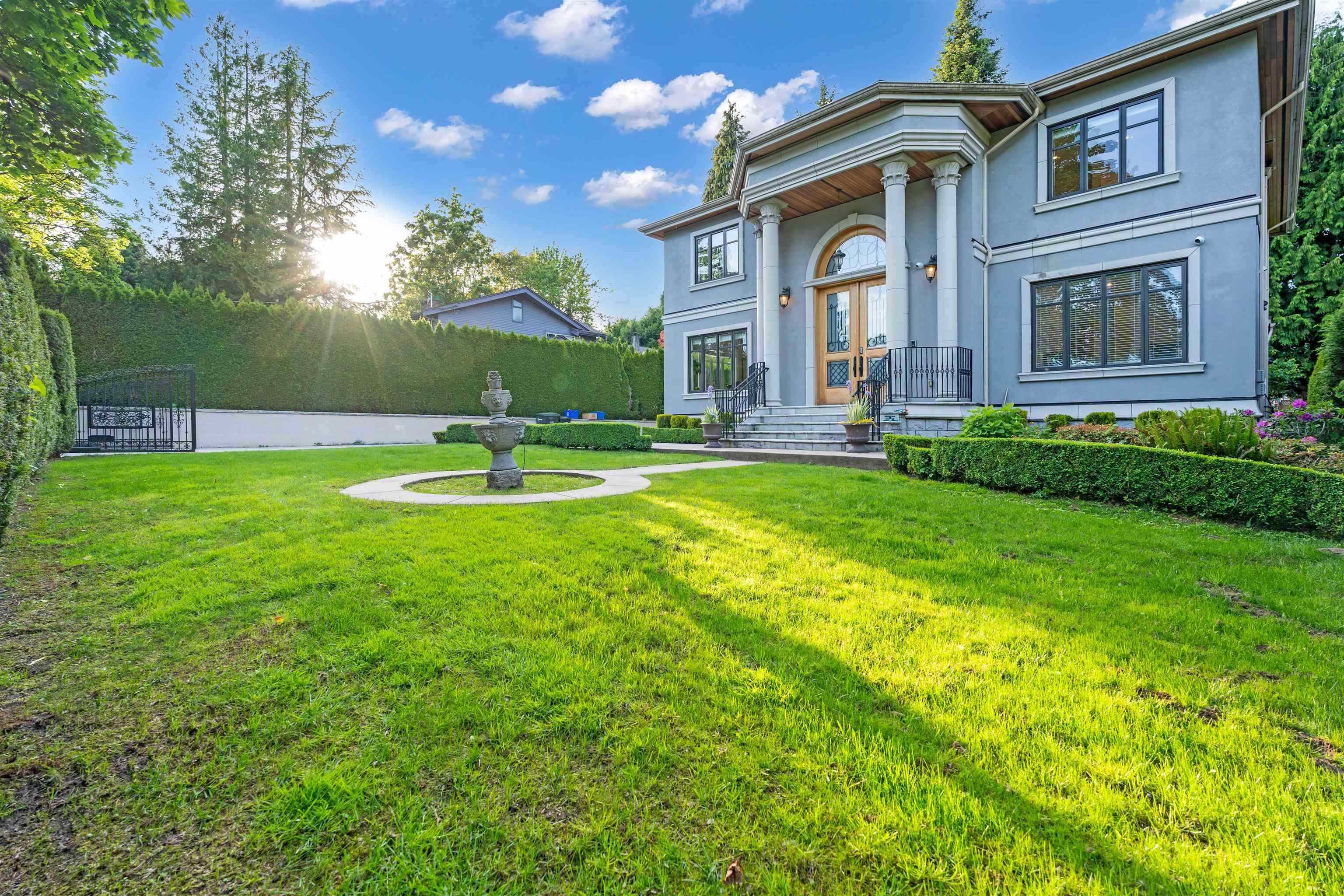 8233 Government Road, Burnaby, BC, V5A 2E4