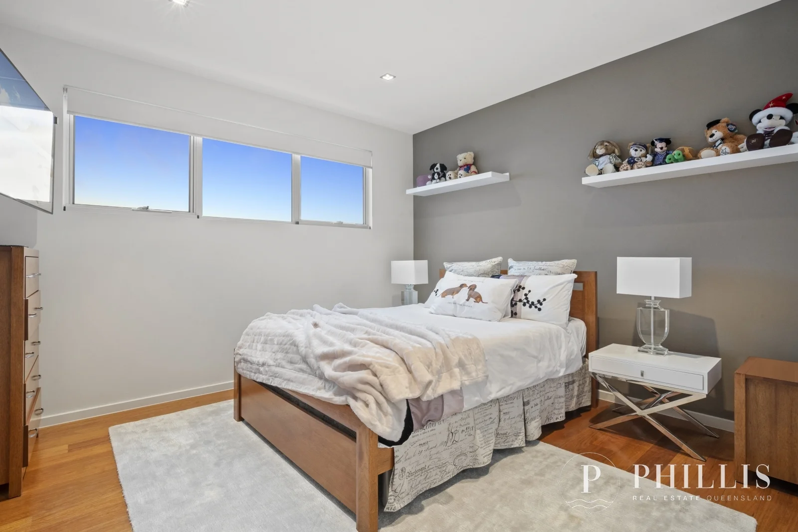 Additional image 39 of 26-28 Royal Albert Crescent, Sovereign Islands QLD 4216