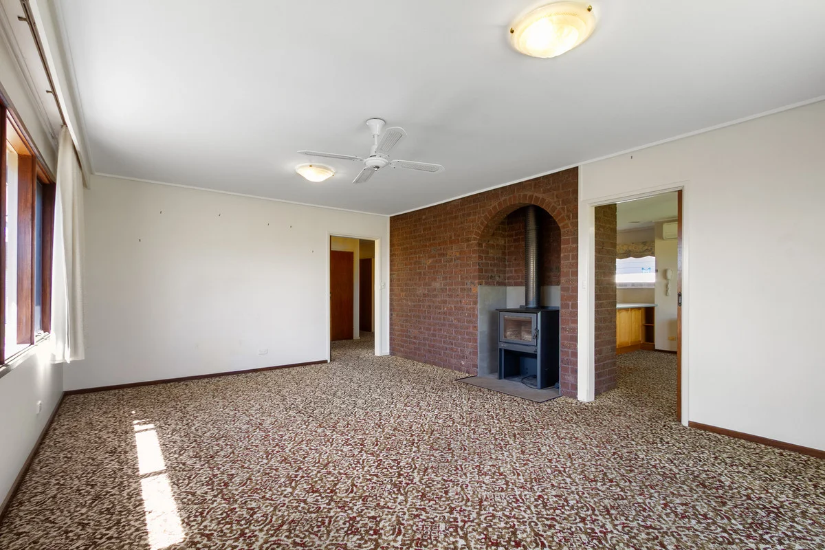 Additional image 8 of 13 Devitt Street, Lakes Entrance VIC 3909