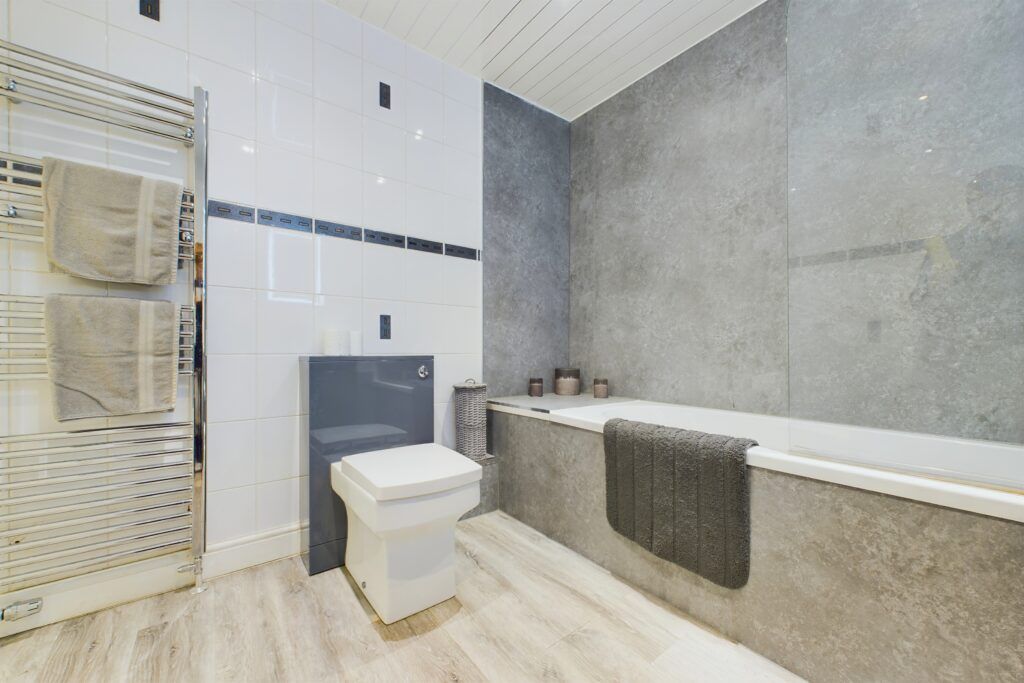 Additional image 12 of 3 bed flat for saleFlat A, 71 Victoria Road, Gourock PA19