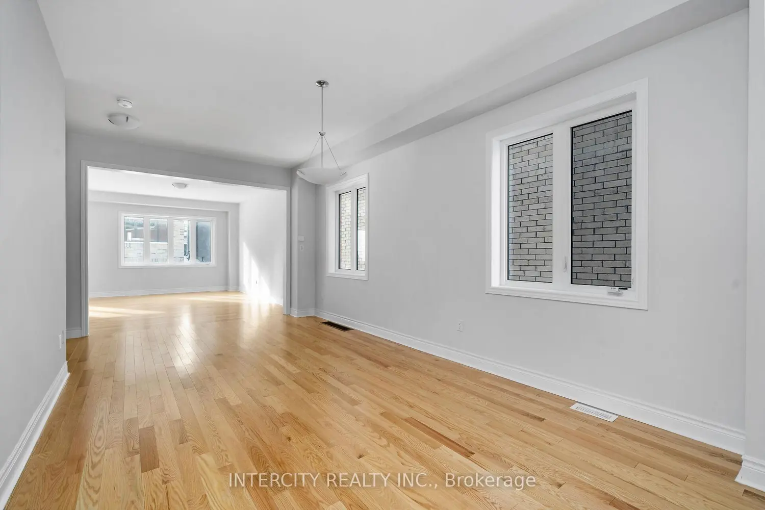 Additional image 4 of 68 Claremont Drive