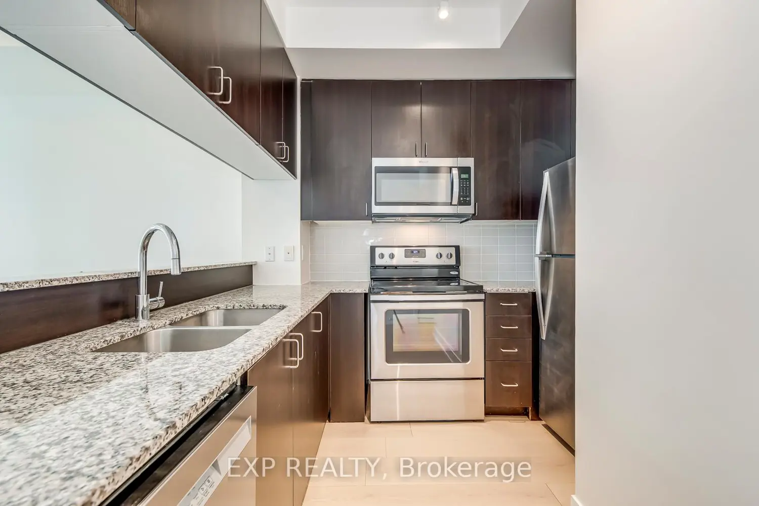 Additional image 11 of 68 Merton Street 610