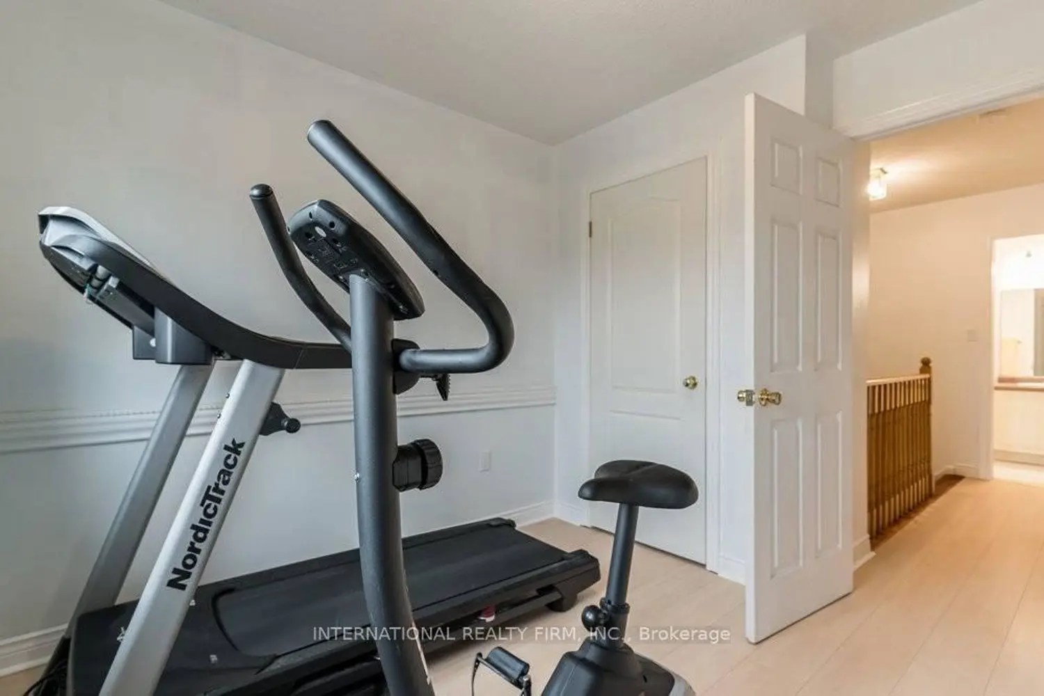 Additional image 6 of 63 Pressed Brick Drive