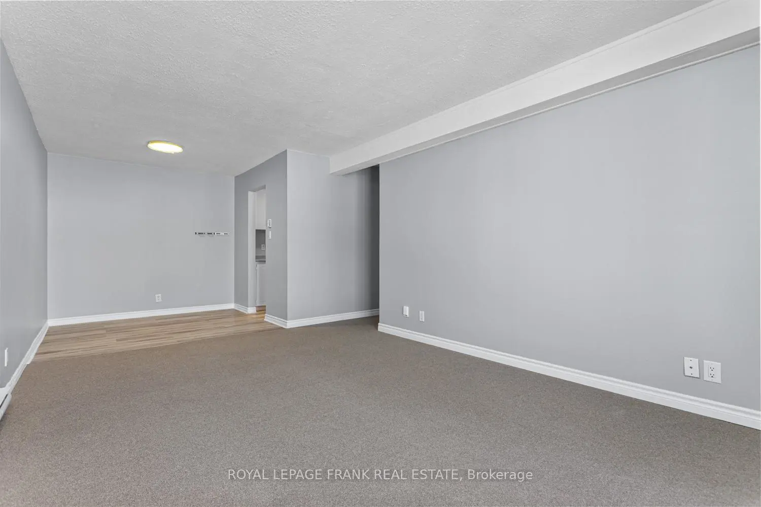 Additional image 5 of 25 College Street 305