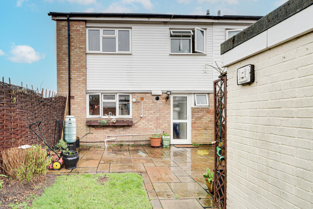 Additional image 11 of Kitchener Close, St Albans, AL1