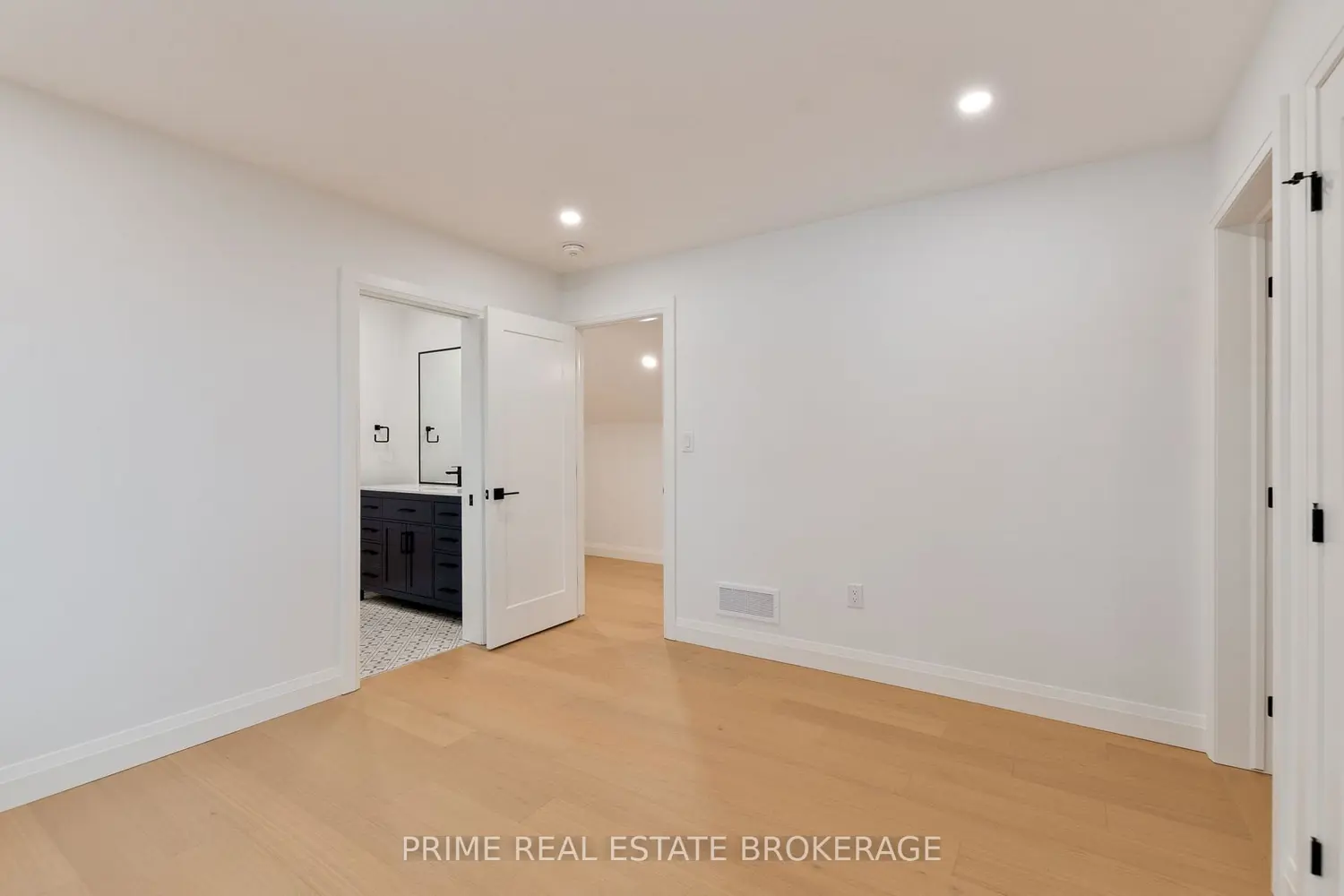 Additional image 8 of 247 Victoria Street