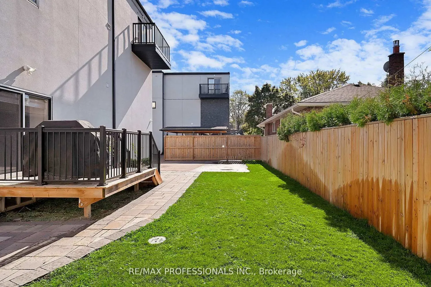 Additional image 20 of 4 Martin Grove Road