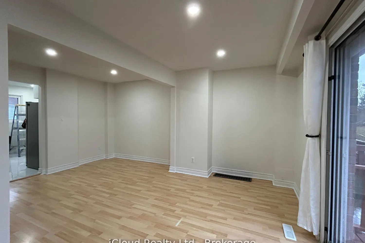 Additional image 9 of 400 Mississauga Valley Boulevard 88