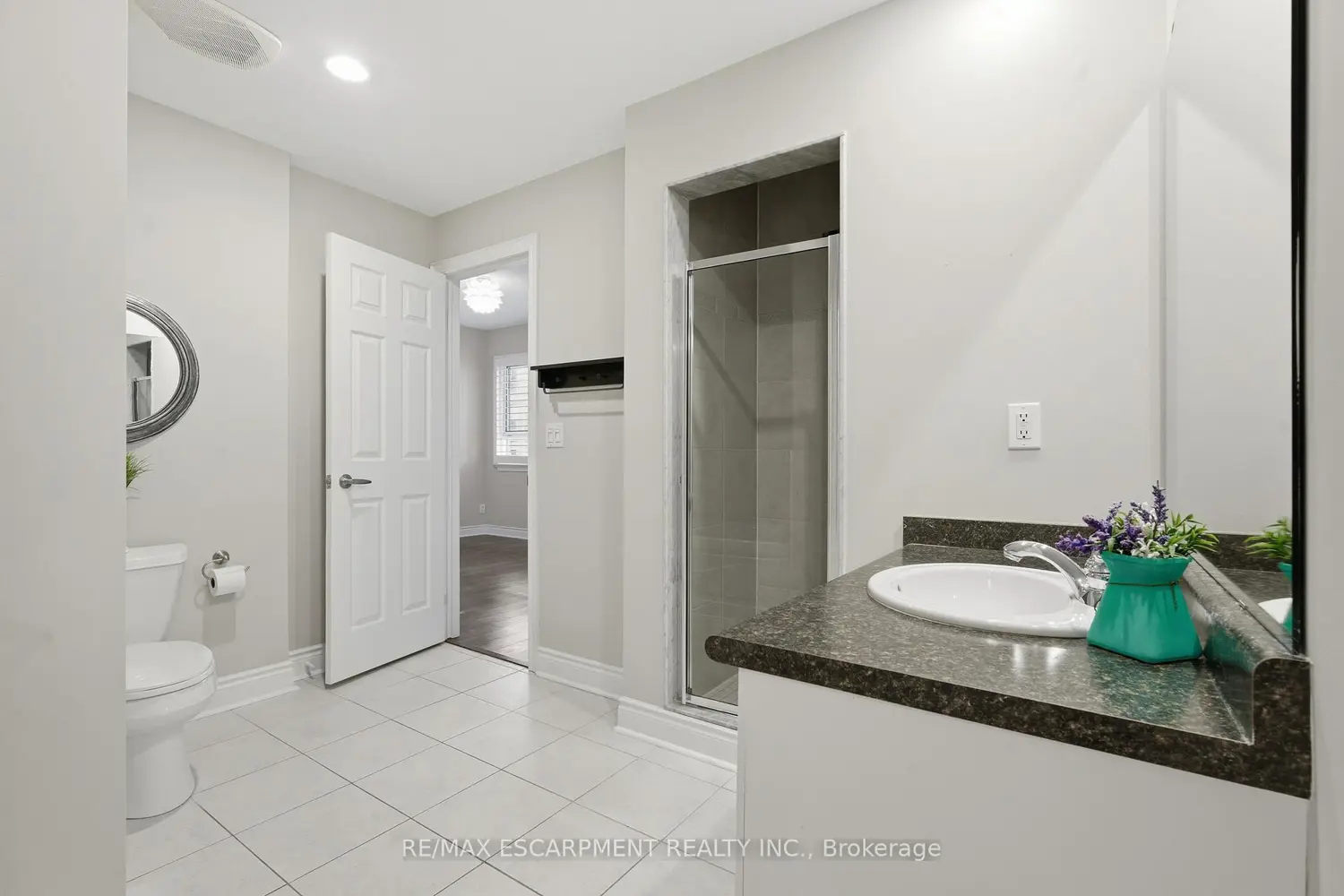 Additional image 13 of 399 Elizabeth Street 610