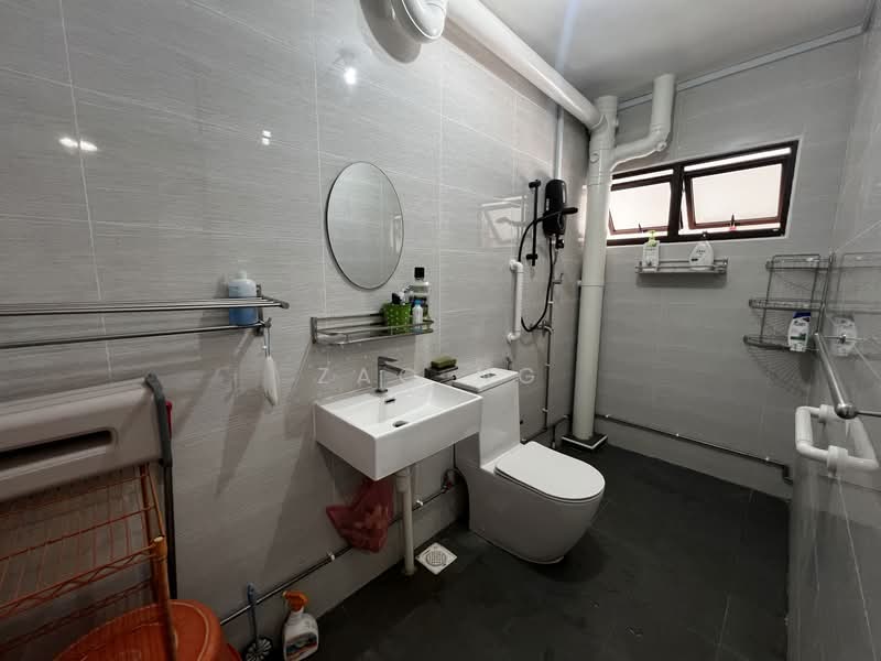 Additional image 3 of 446 Hougang Avenue 8