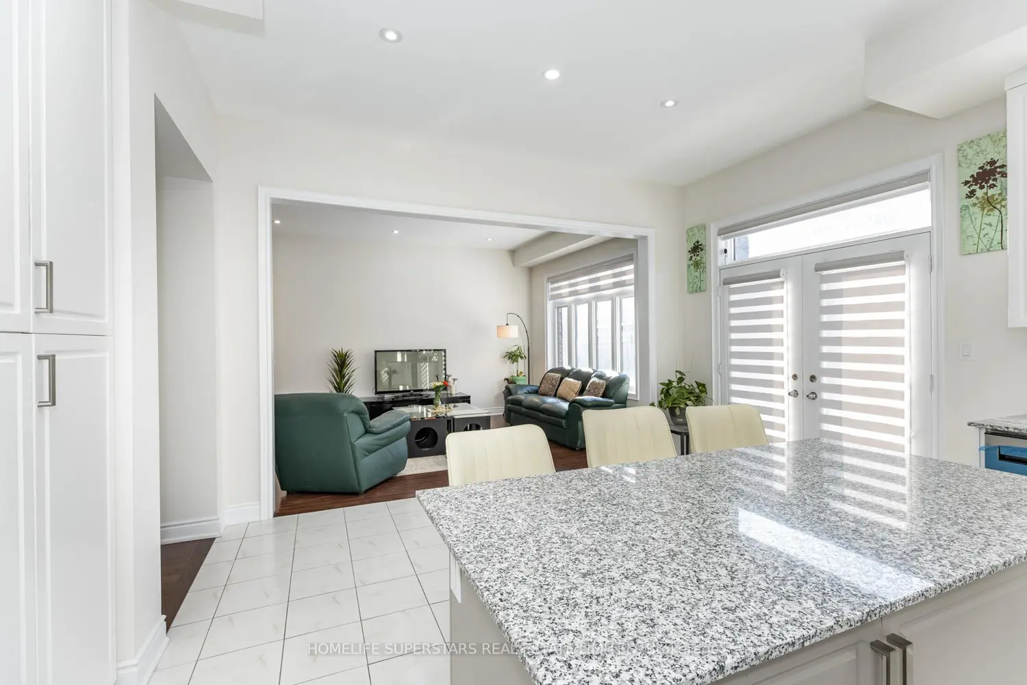 Additional image 3 of 1188 Stag Hollow