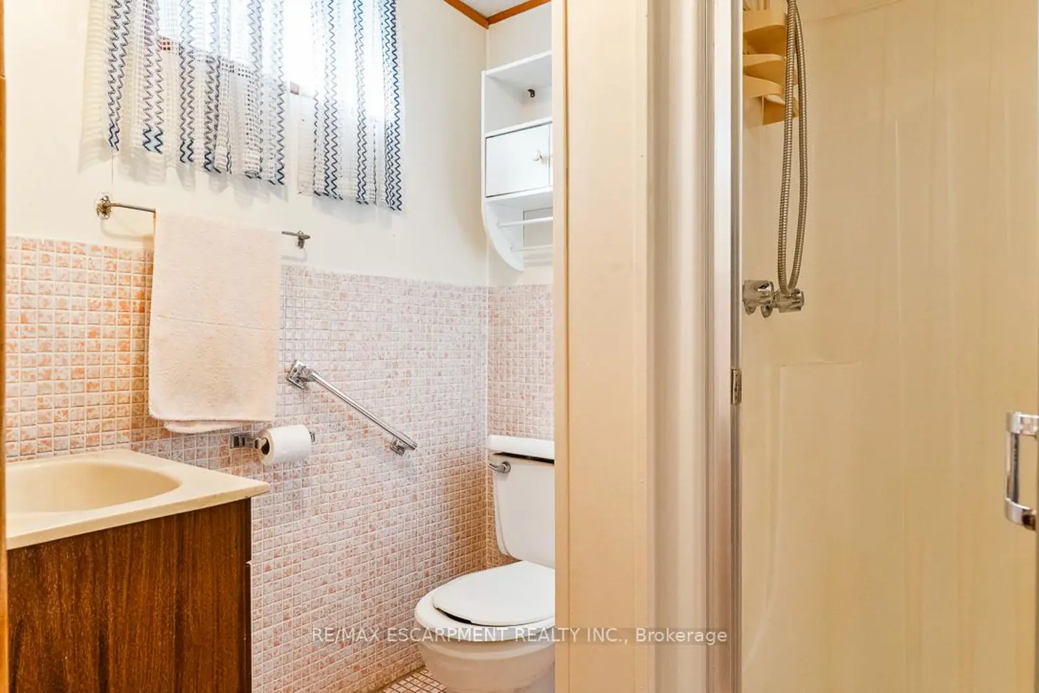 Additional image 14 of 2510 Donnavale Drive