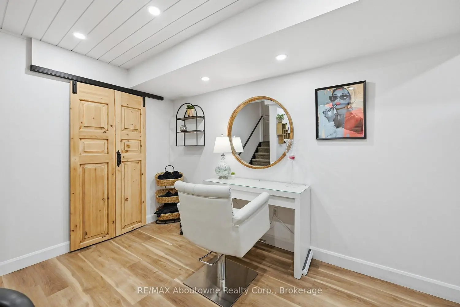 Additional image 15 of 3969 Crown Street