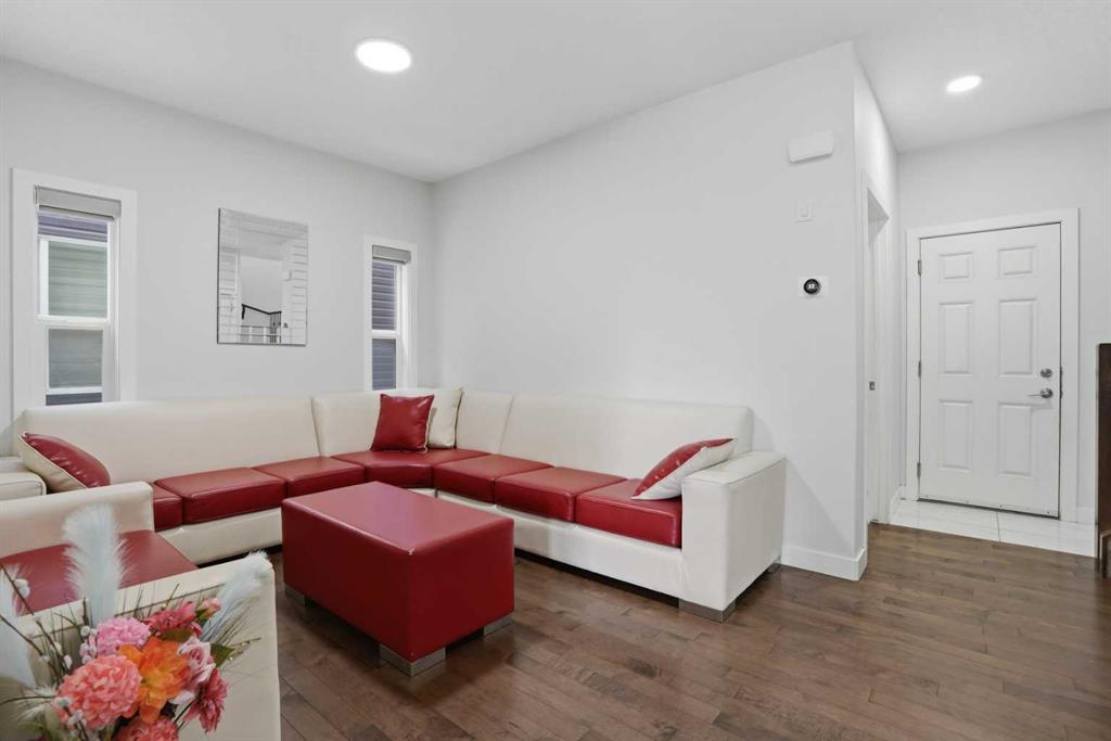 Additional image 3 of 154 Saddlelake Way NE, Calgary, AB, T3J 0V1
