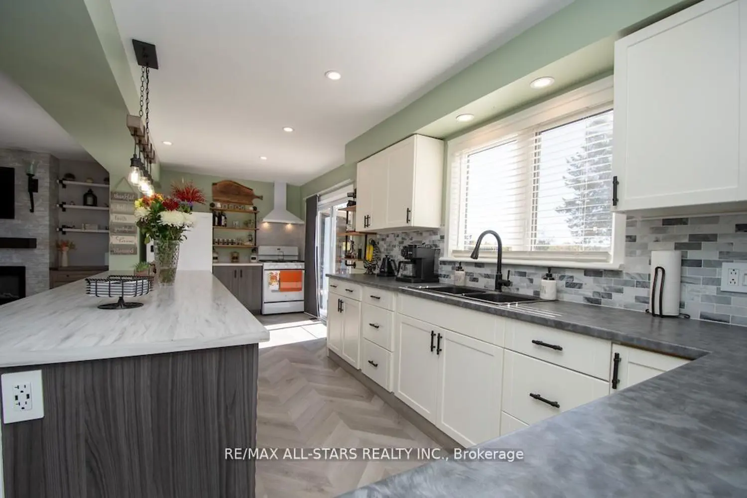 Additional image 7 of 1412 7A Highway