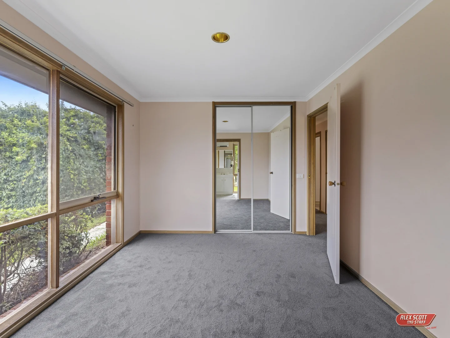Additional image 9 of 3 Laura Grove, Leongatha VIC 3953