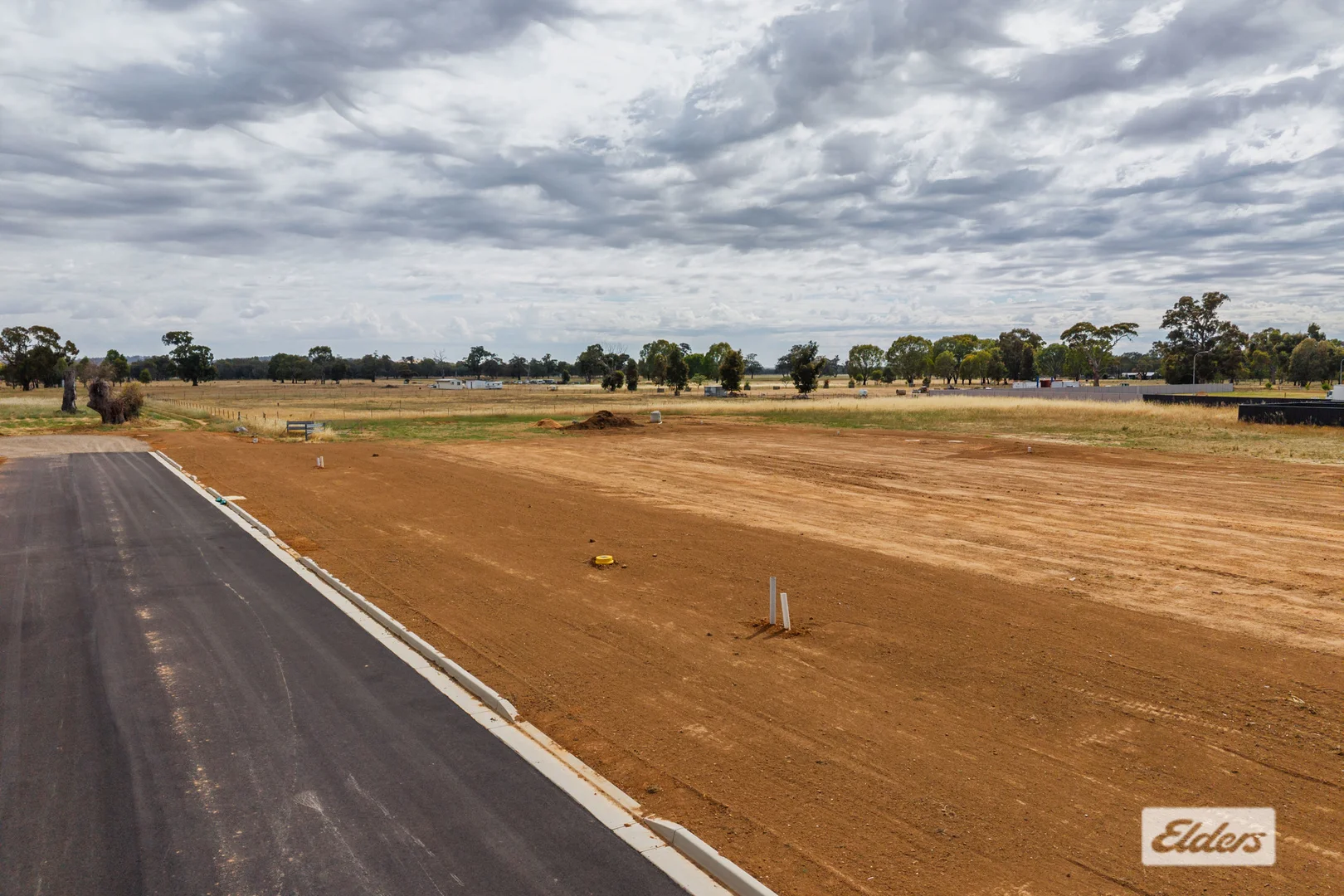 Additional image 6 of 4,5,6 & 7 Hovell Street, Howlong NSW 2643