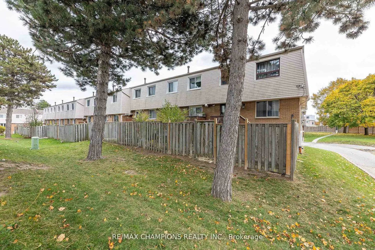 3525 Brandon Gate Drive 17 photo 2