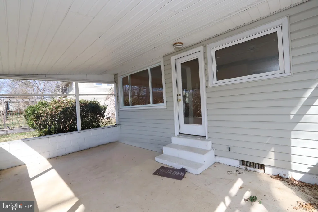 Additional image 10 of 38 S Dickens Road, Claymont, DE 19703