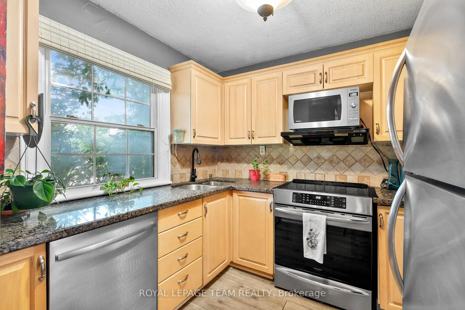 Additional image 5 of 421 Greenwood Avenue