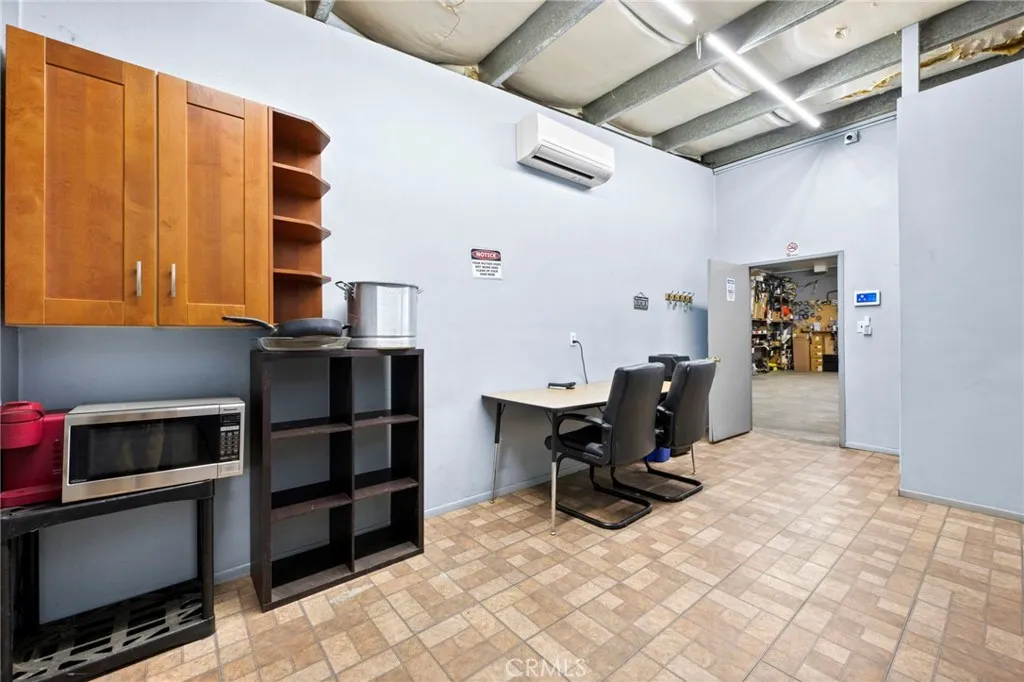 Additional image 36 of 1033 W 3rd Street, San Bernardino, CA 92410
