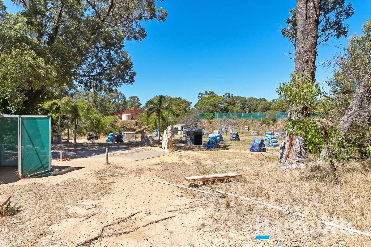 Additional image 29 of 414 Karoborup Road, Carabooda WA 6033