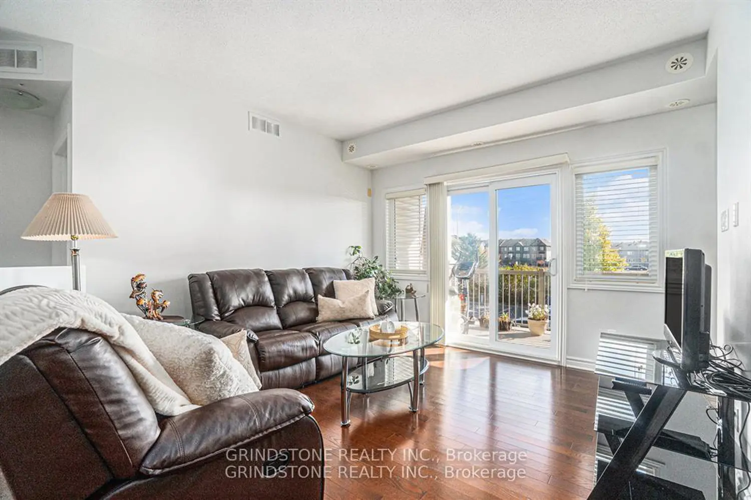 Additional image 5 of 137 Harthill Way L