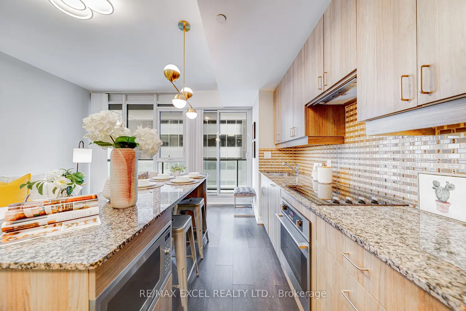 Additional image 17 of 426 University Avenue 1705