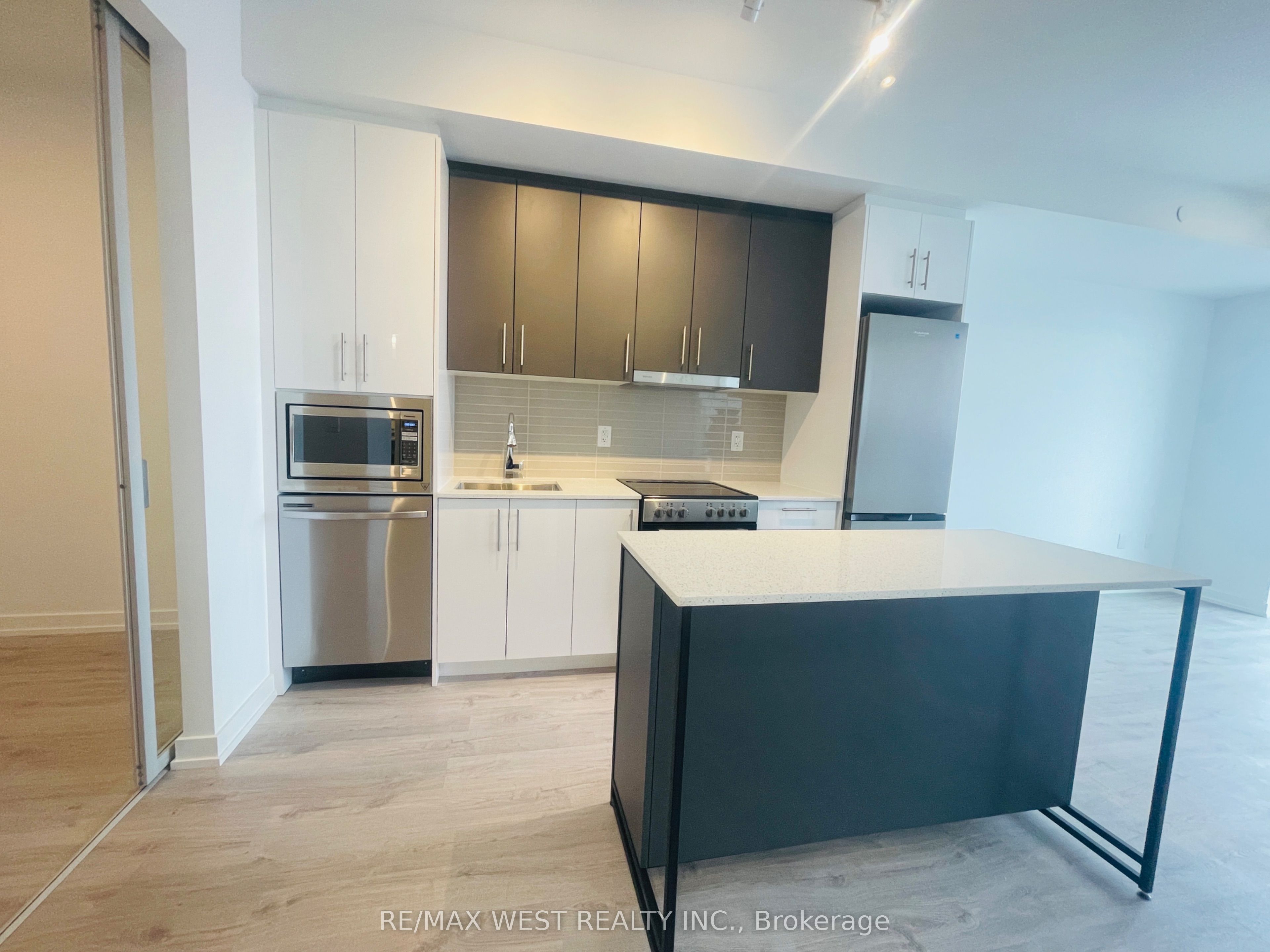 908-9763 Markham Road, Markham, ON, L6E 0W4