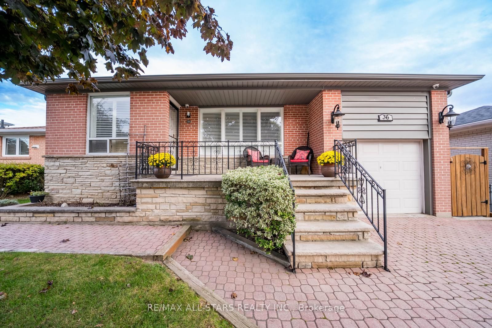 36 Midcroft Drive, Toronto, ON, M1S 1X2