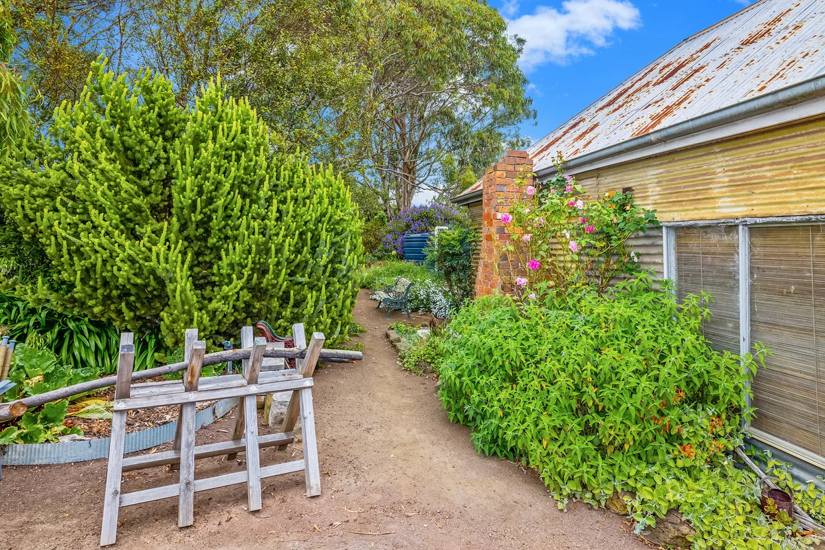 Additional image 35 of 37 High Street, Macarthur VIC 3286