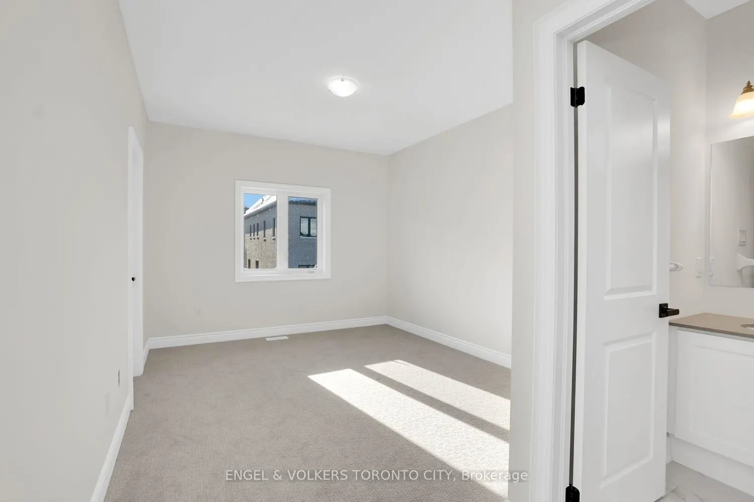 Additional image 17 of 58 Claremont Drive