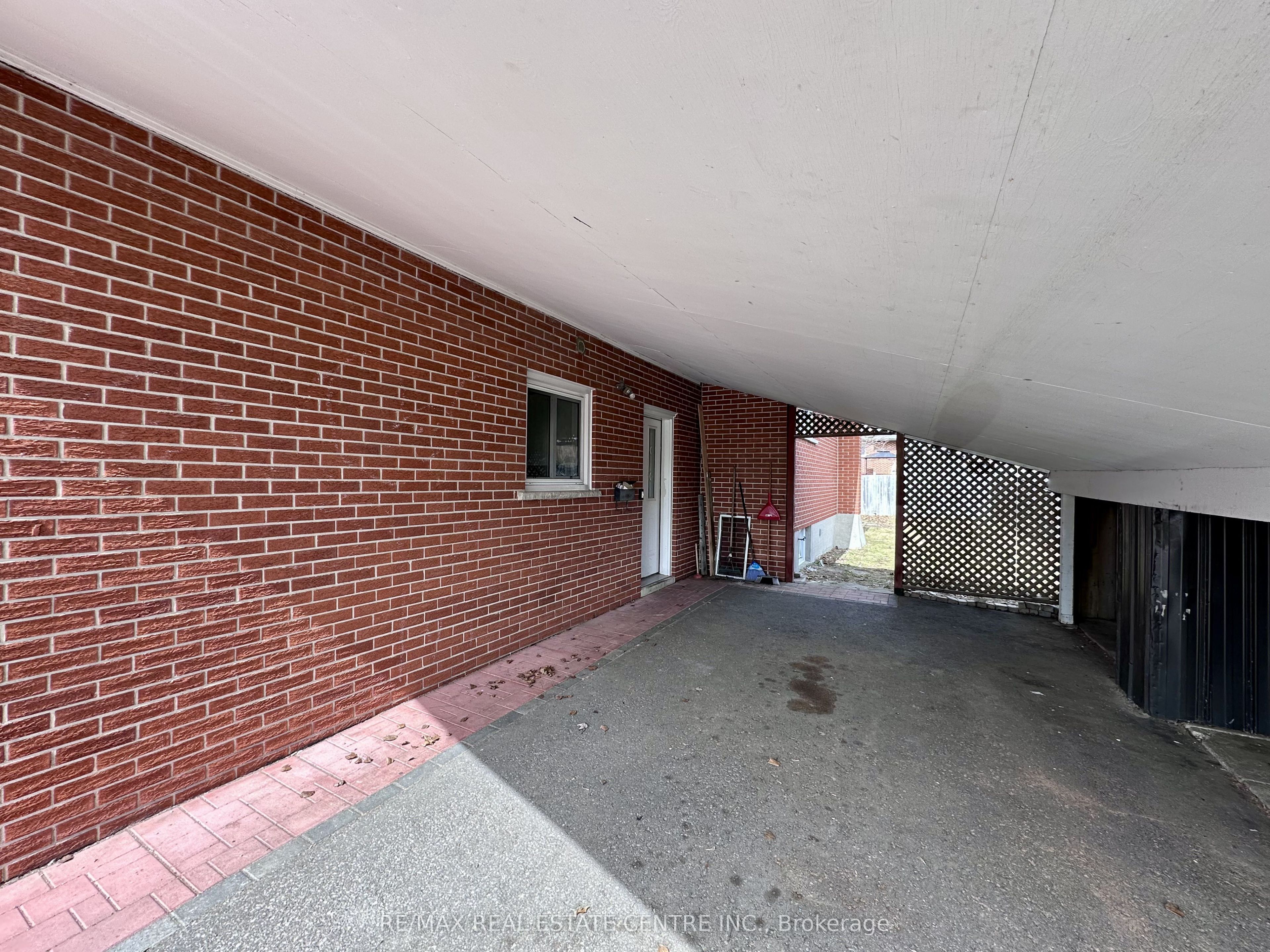 Additional image 3 of 108 Iroquois Avenue, Oshawa, ON, L1G 3X3