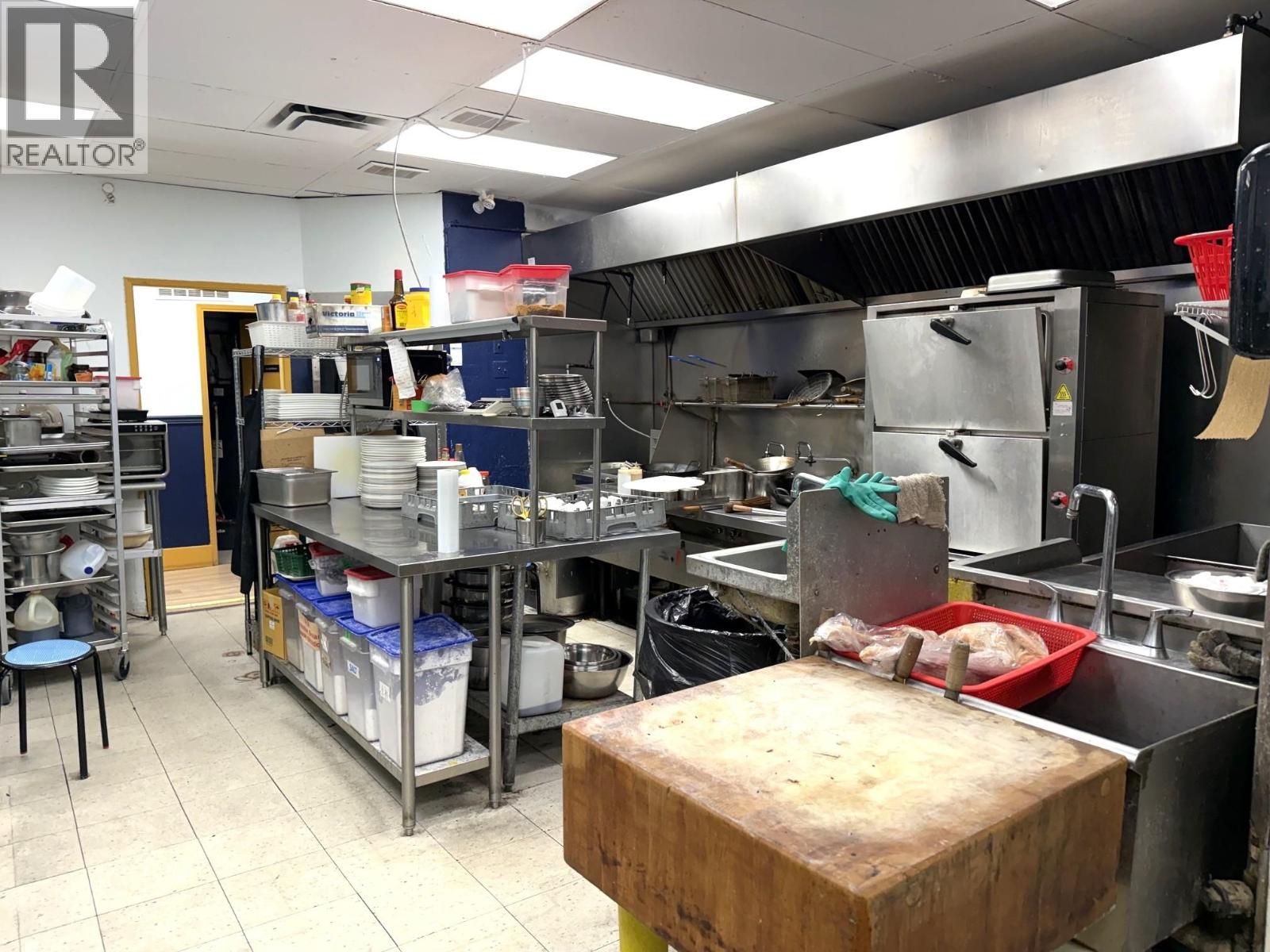 Additional image 4 of 8532 Granville Street, Vancouver, BC, V6P4Z7