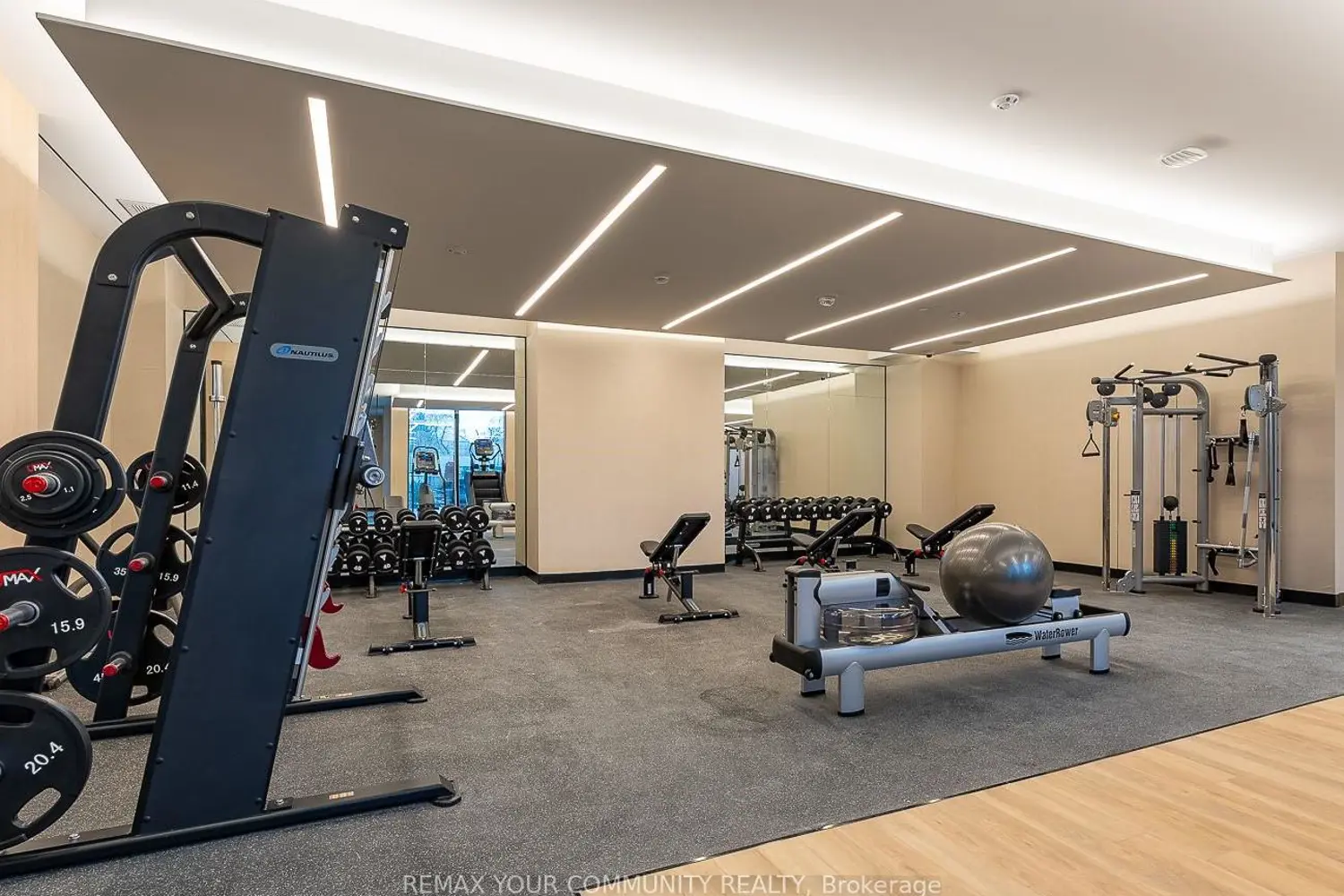Additional image 11 of 2020 Bathurst Street 1016