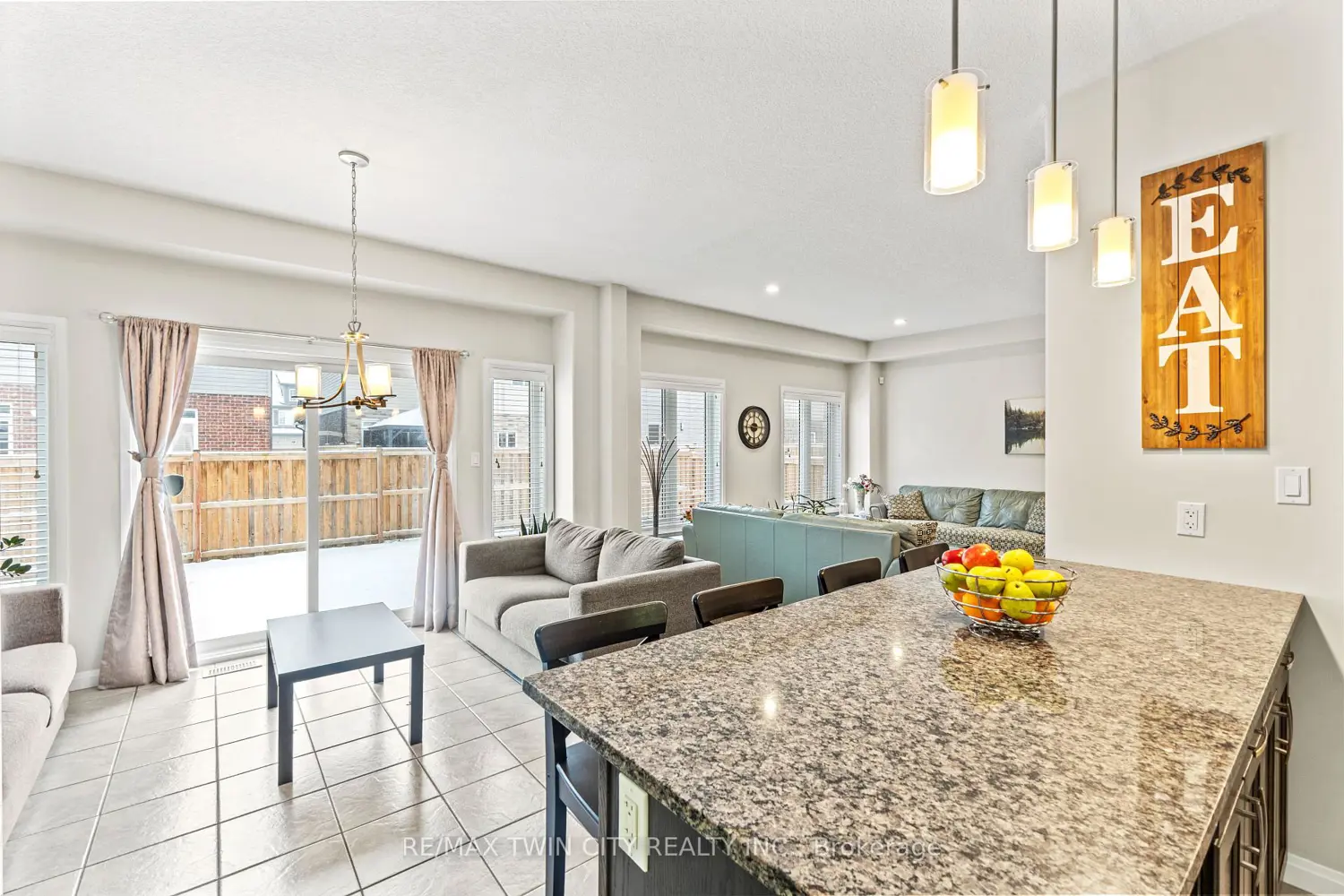 Additional image 6 of 305 Sweet Gale Street