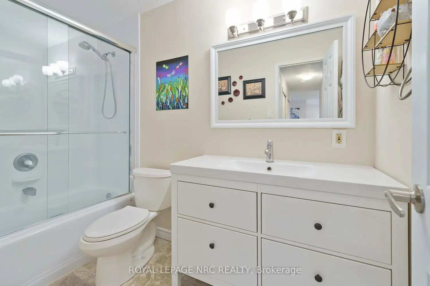 Additional image 10 of 35 Towering Heights Boulevard 1107