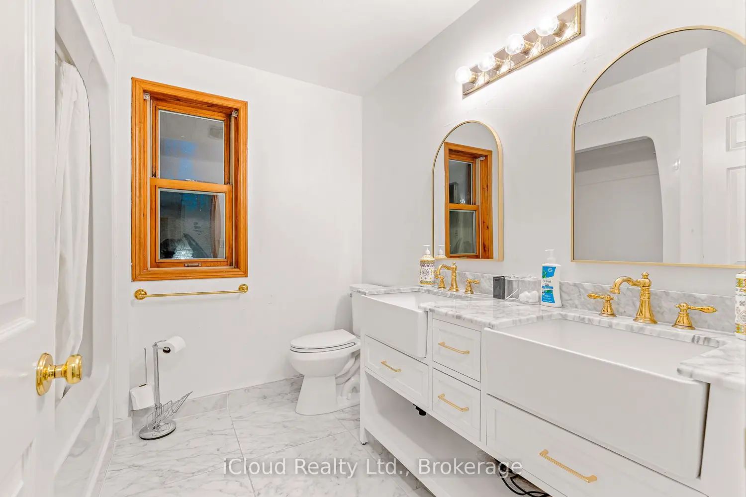 Additional image 13 of 32 Howe Island Ferry Road