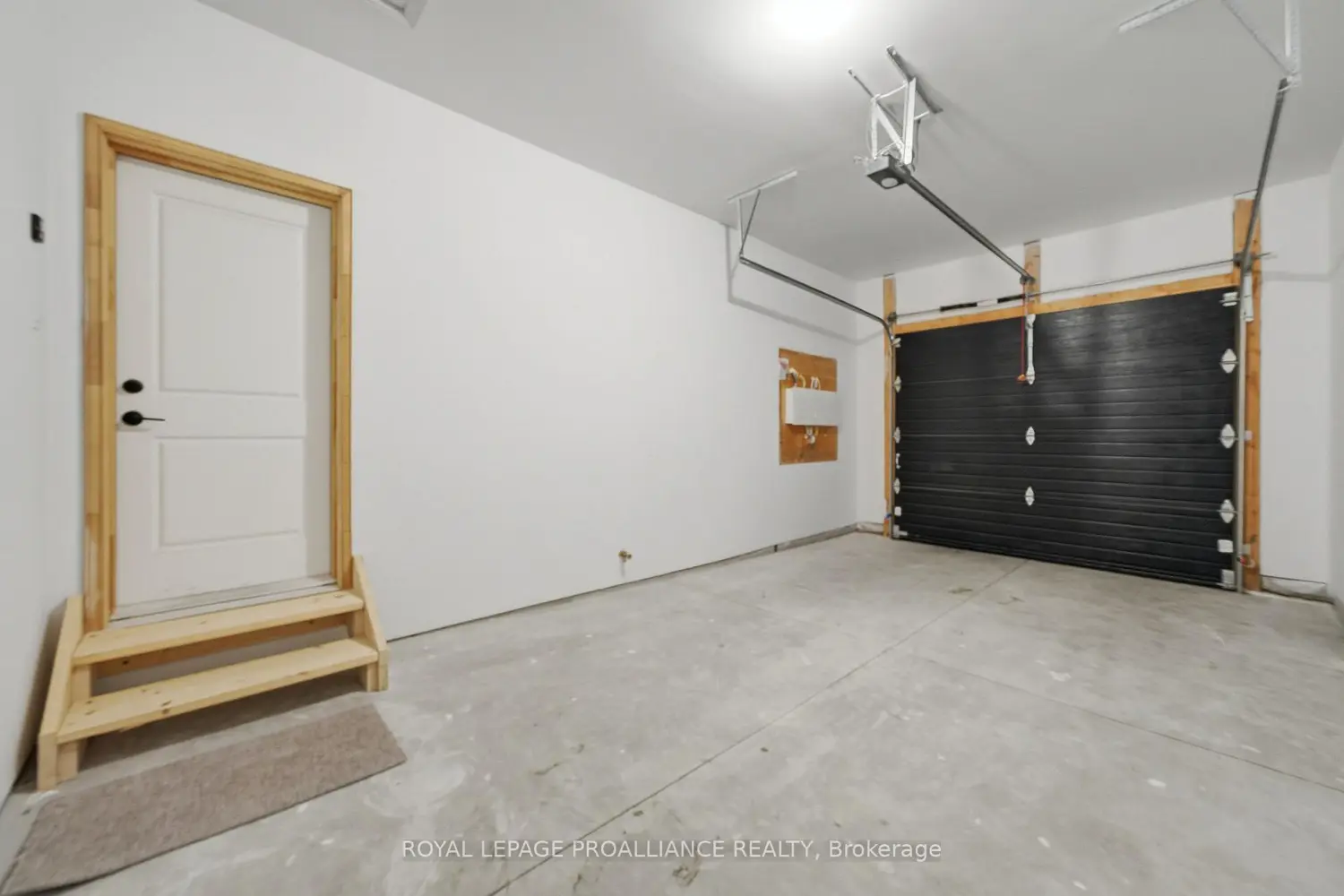 Additional image 8 of 62 Raycroft Drive