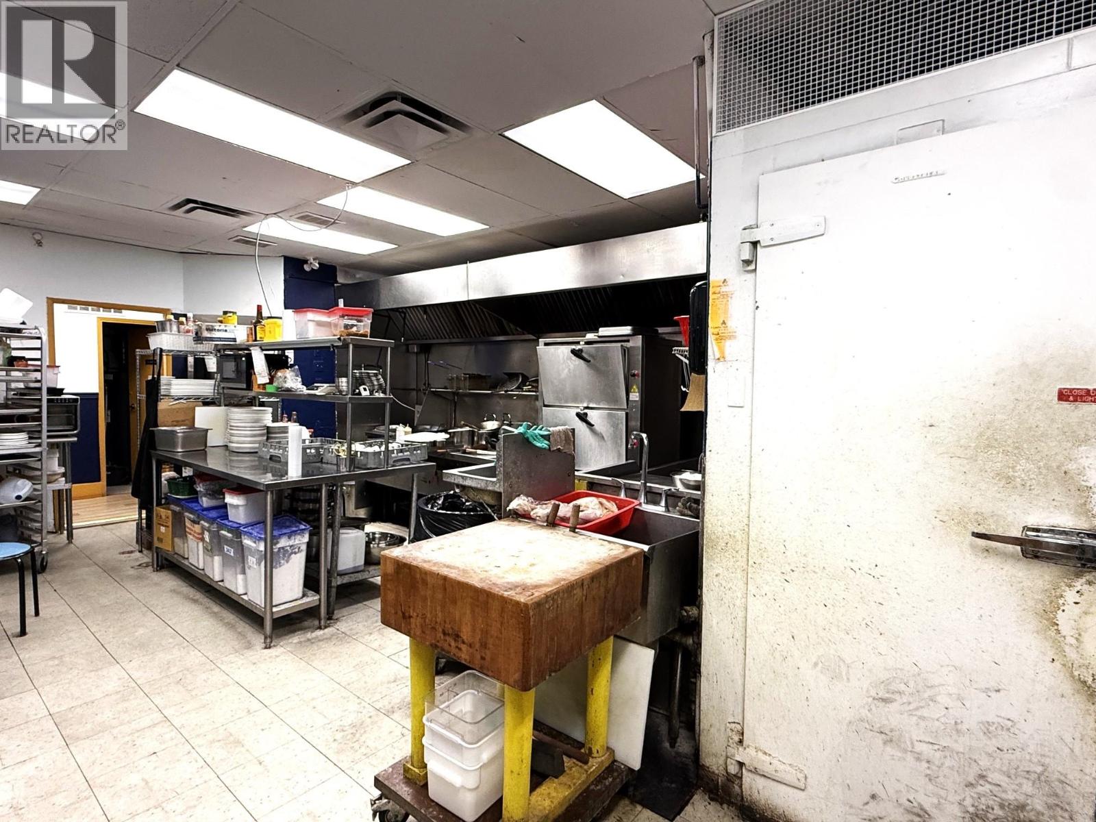 Additional image 3 of 8532 Granville Street, Vancouver, BC, V6P4Z7