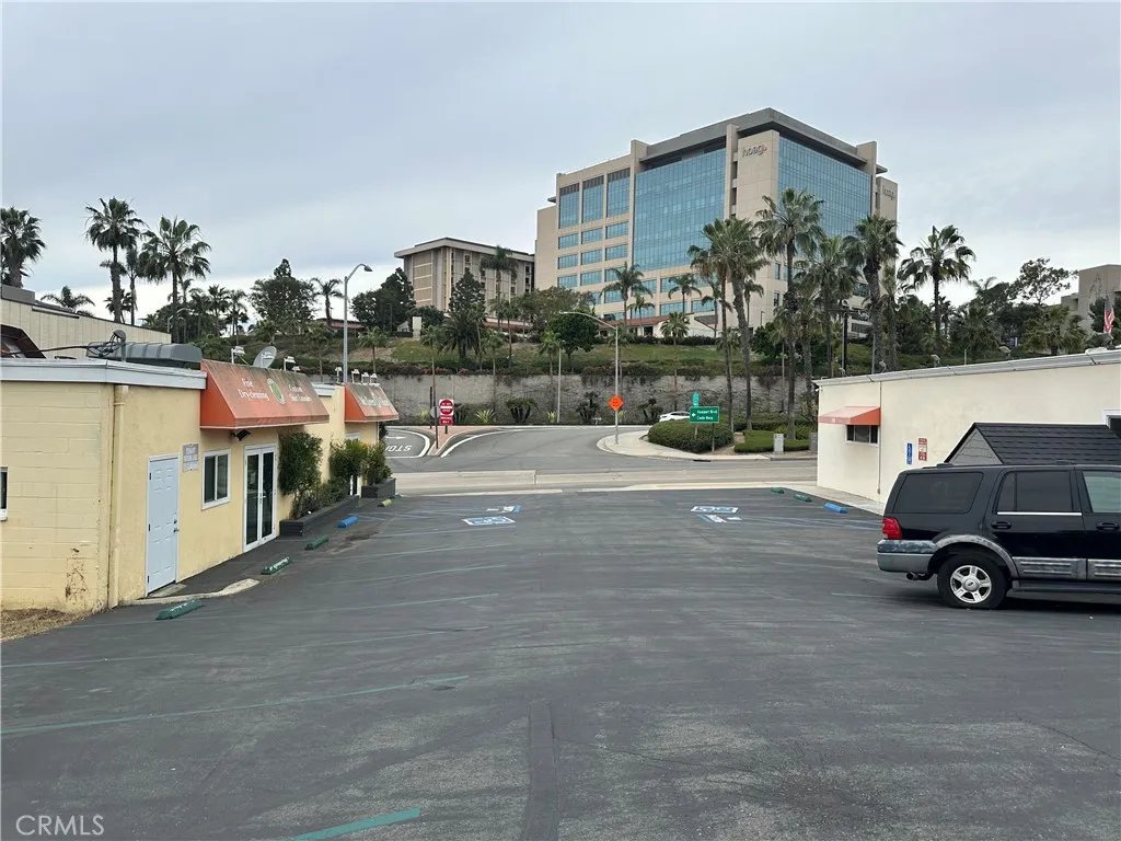 Additional image 14 of 306 Old Newport Blvd, Newport Beach, CA 92663