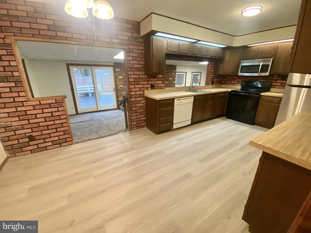 Additional image 6 of 19 Merriman Road, Newark, DE 19713