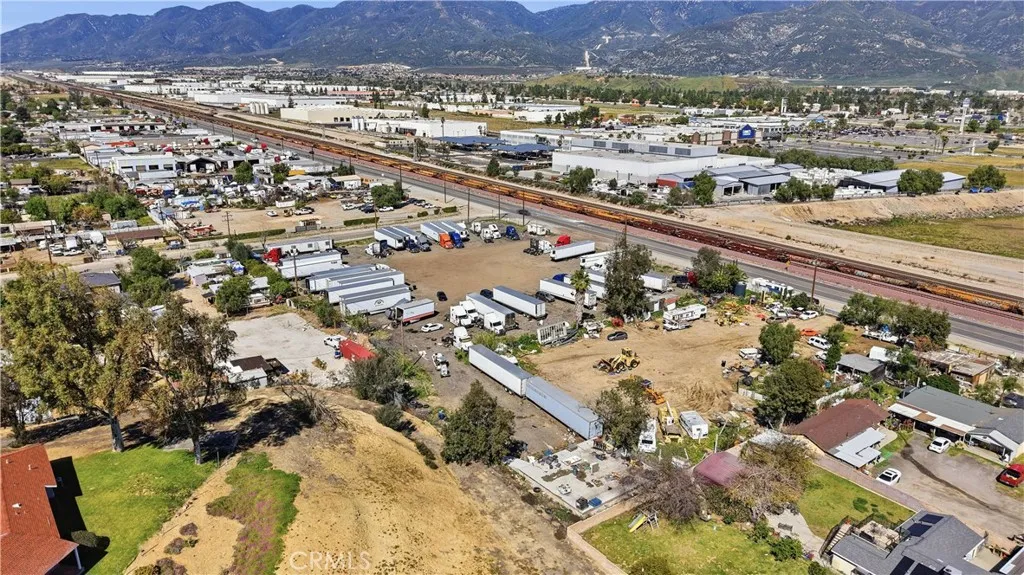 Additional image 8 of 2035 W 1st Ave, San Bernardino, CA 92407