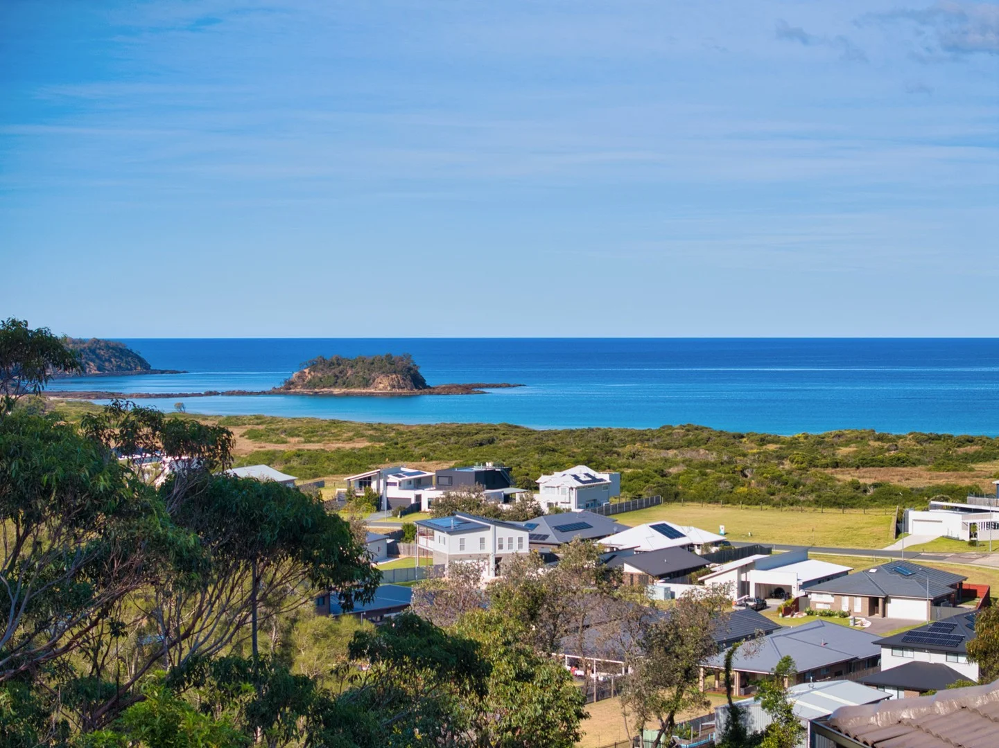 75 Forest Parade, Tomakin NSW 2537